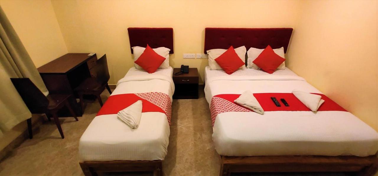 Hotel Green Plaza Thrissur Buitenkant foto