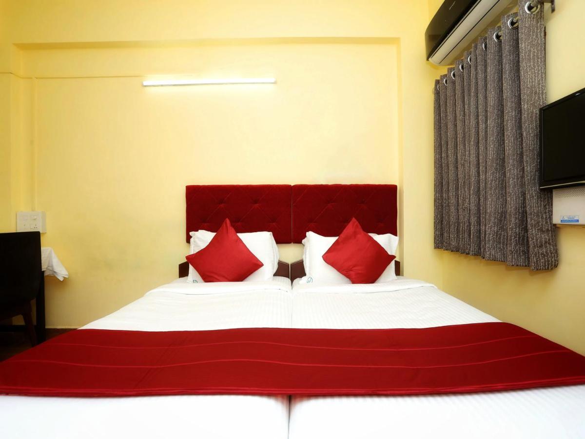 Hotel Green Plaza Thrissur Buitenkant foto