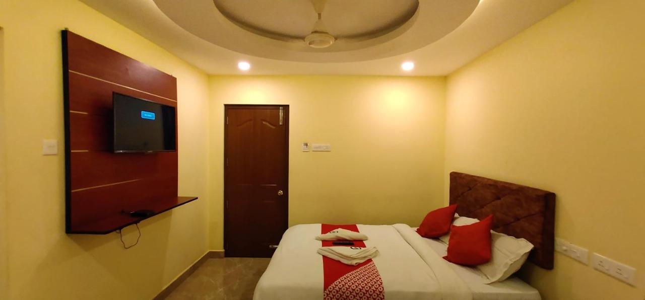 Hotel Green Plaza Thrissur Buitenkant foto