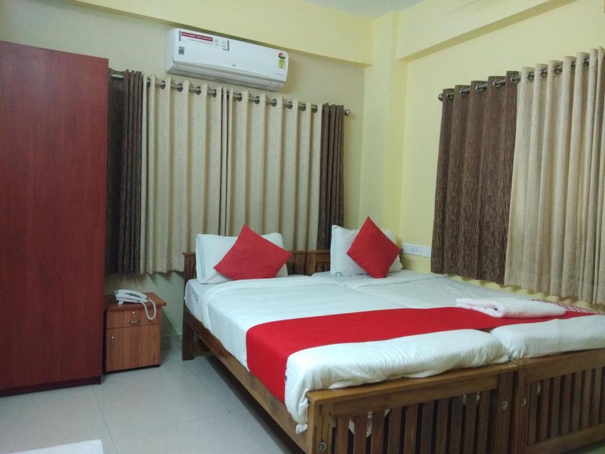 Hotel Green Plaza Thrissur Buitenkant foto